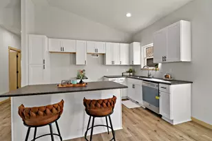 4822 37th St, Kenosha, WI 53144 - Photo 5