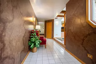 18131 Crystal Ln, Lansing, IL 60438 - Photo 3