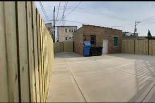 [Address not provided], Chicago, IL 60651 - Photo 11