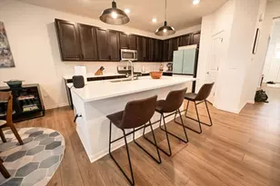 1828 Coralito Ln, Elgin, IL 60124 - Photo 9