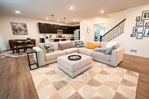 1828 Coralito Ln, Elgin, IL 60124 - Photo 11