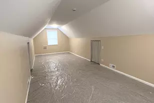 7725 S Champlain Ave, Chicago, IL 60619 - Photo 9