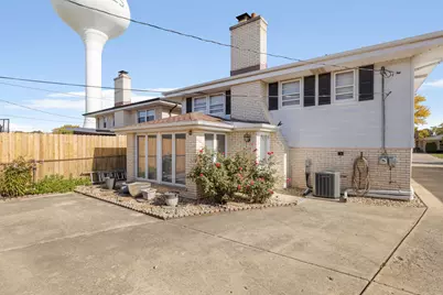 8556 N Oriole Avenue, Niles, IL 60714 - Photo 17