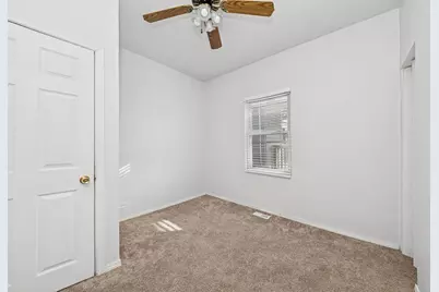 [Address not provided], Chicago, IL 60630 - Photo 9
