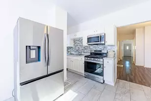 8836 S Carpenter St, Chicago, IL 60620 - Photo 9