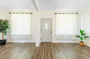 8836 S Carpenter St, Chicago, IL 60620 - Photo 3