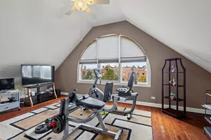 2005 Valor Ct, Glenview, IL 60026 - Photo 11