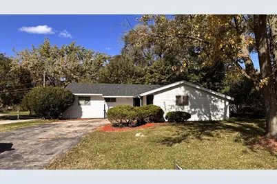 124 W Briarcliff Road, Bolingbrook, IL 60440 - Photo 1