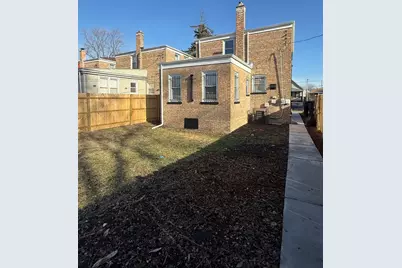9144 S Dobson Avenue, Chicago, IL 60619 - Photo 27