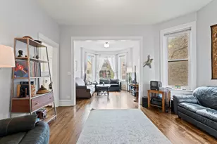 2732 N Richmond St, Chicago, IL 60647 - Photo 17