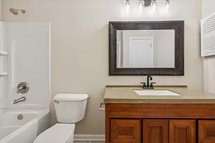 1041 Barlina Rd, Crystal Lake, IL 60014 - Photo 21