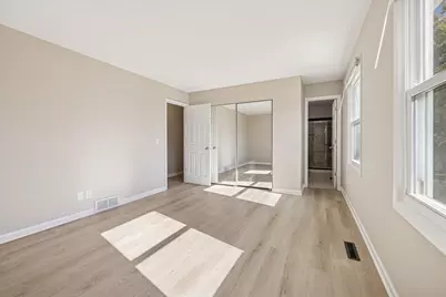 1041 Barlina Road, Crystal Lake, IL 60014 - Photo 25