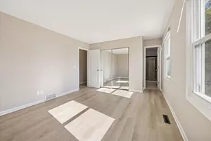 1041 Barlina Rd, Crystal Lake, IL 60014 - Photo 25