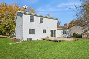 1041 Barlina Rd, Crystal Lake, IL 60014 - Photo 29