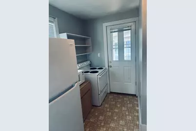 330 W Sycamore Street W #2E, Sycamore, IL 60178 - Photo 5