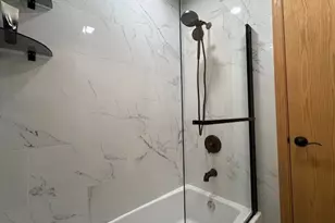 160 Inverness Ct, Elk Grove Village, IL 60007 - Photo 13