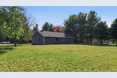 844 Hann Avenue, Dixon, IL 61021 - Photo 9