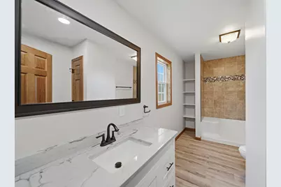 844 Hann Avenue, Dixon, IL 61021 - Photo 23