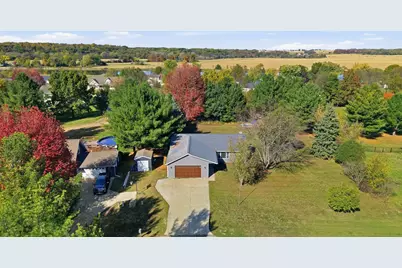 844 Hann Avenue, Dixon, IL 61021 - Photo 3