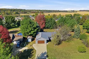 844 Hann Ave, Dixon, IL 61021 - Photo 3