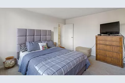 5201 S Cornell Avenue #3E, Chicago, IL 60615 - Photo 11