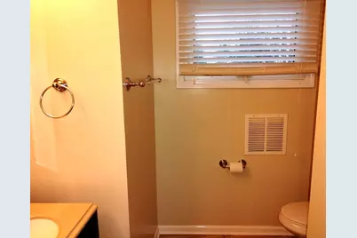 371 S Edison Avenue, Elgin, IL 60123 - Photo 21