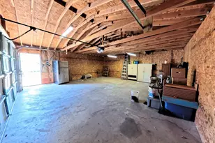 118 W 3rd St, Streator, IL 61364 - Photo 23