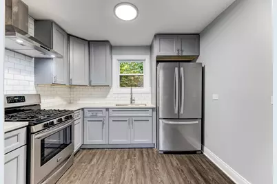 7237 S St Lawrence Avenue, Chicago, IL 60619 - Photo 11