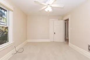 1513 E Grove St, Bloomington, IL 61701 - Photo 29