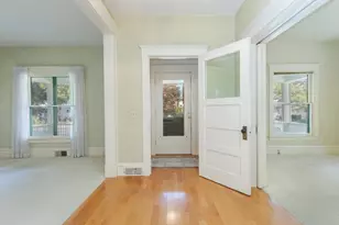 1513 E Grove St, Bloomington, IL 61701 - Photo 7