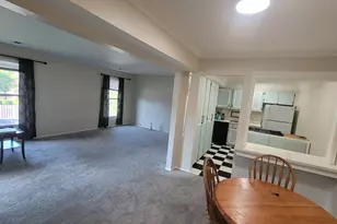 1800 Fayette Walk, Hoffman Estates, IL 60169 - Photo 3