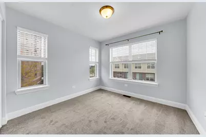 1218 Byrne Boulevard, Vernon Hills, IL 60061 - Photo 21