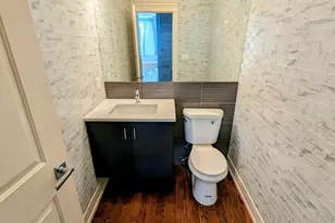 544 E 46th Pl, Chicago, IL 60653 - Photo 3