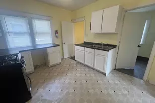 312 N 5th Ave, Kankakee, IL 60901 - Photo 7