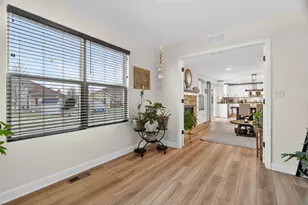 1873 Sunflower Ct, Morris, IL 60450 - Photo 9