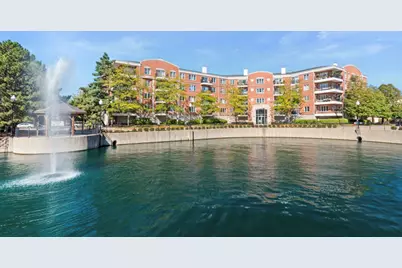 451 Town Place Circle #411, Buffalo Grove, IL 60089 - Photo 3