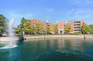 451 Town Pl Cir, Buffalo Grove, IL 60089 - Photo 3