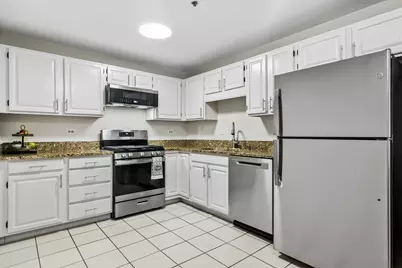 451 Town Place Circle #411, Buffalo Grove, IL 60089 - Photo 9