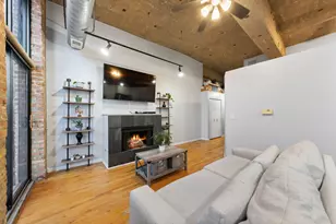 215 N Aberdeen St, Chicago, IL 60607 - Photo 9