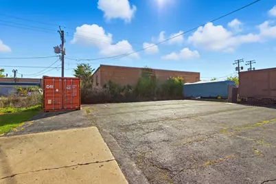 1425 Louis Avenue, Elk Grove Village, IL 60007 - Photo 9