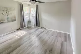 620 Tana Ln, Joliet, IL 60435 - Photo 13