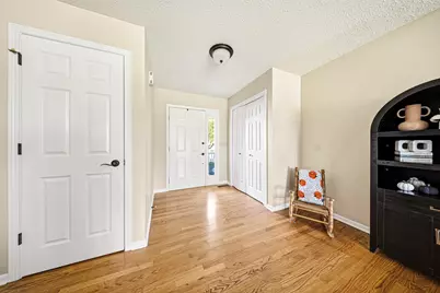 1212 Bellevue Drive, Dekalb, IL 60115 - Photo 3