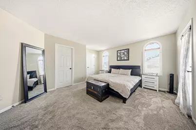 1212 Bellevue Drive, Dekalb, IL 60115 - Photo 11