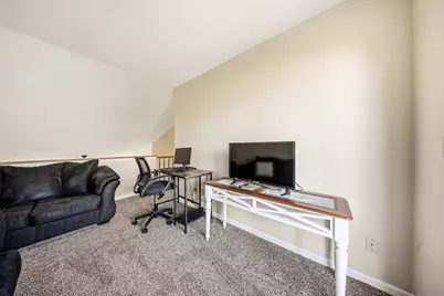 1212 Bellevue Drive, Dekalb, IL 60115 - Photo 19