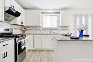 1909 Kennedy Dr, McHenry, IL 60050 - Photo 5