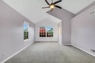 418 Bay Tree Cir, Vernon Hills, IL 60061 - Photo 25