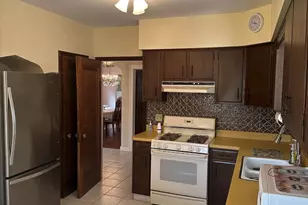 5813 W Cornelia Ave, Chicago, IL 60634 - Photo 11