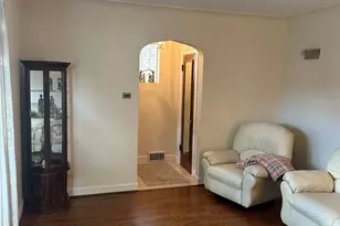 5813 W Cornelia Ave, Chicago, IL 60634 - Photo 3