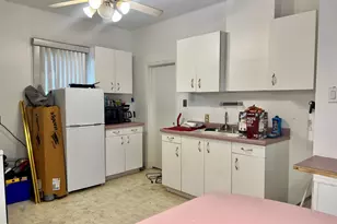 305 Park St, Danville, IL 61832 - Photo 9