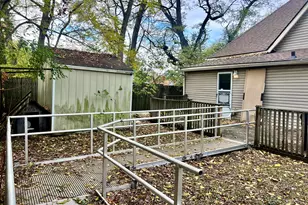 305 Park St, Danville, IL 61832 - Photo 25